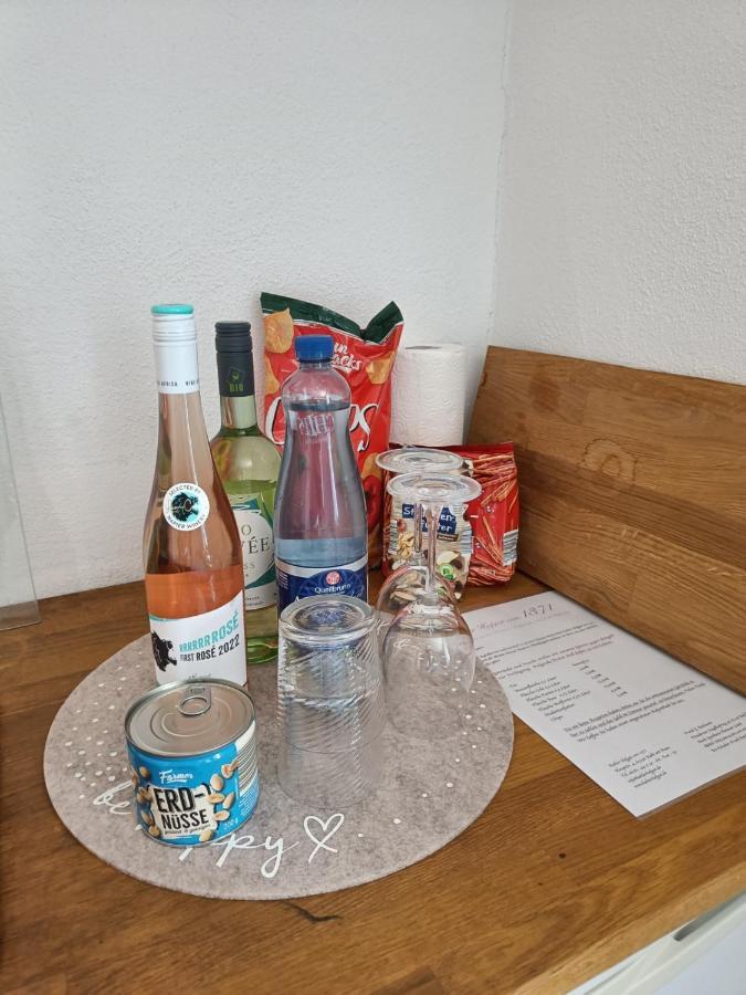 Apartments & Moeblierte Zimmer In Kahl Am Main, Kontaktloser Self Check-In, W-Lan, Schreibtisch, Duschbad, Kuechenzeile, Pkw-Plaetze מראה חיצוני תמונה