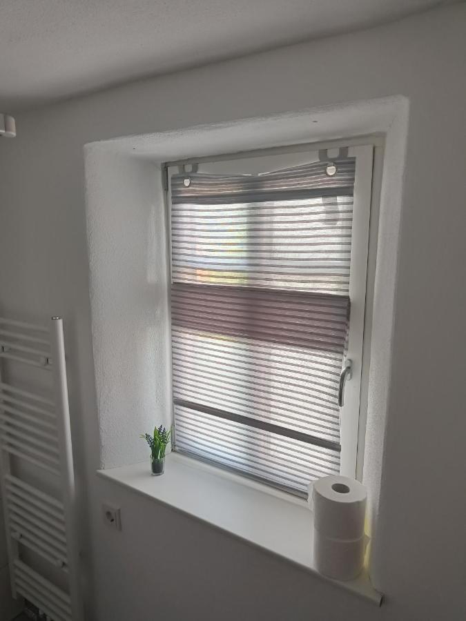 Apartments & Moeblierte Zimmer In Kahl Am Main, Kontaktloser Self Check-In, W-Lan, Schreibtisch, Duschbad, Kuechenzeile, Pkw-Plaetze מראה חיצוני תמונה