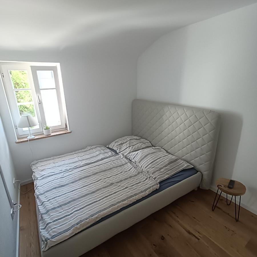 Apartments & Moeblierte Zimmer In Kahl Am Main, Kontaktloser Self Check-In, W-Lan, Schreibtisch, Duschbad, Kuechenzeile, Pkw-Plaetze מראה חיצוני תמונה
