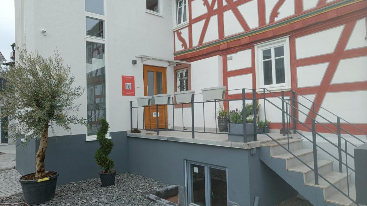 Apartments & Moeblierte Zimmer In Kahl Am Main, Kontaktloser Self Check-In, W-Lan, Schreibtisch, Duschbad, Kuechenzeile, Pkw-Plaetze מראה חיצוני תמונה